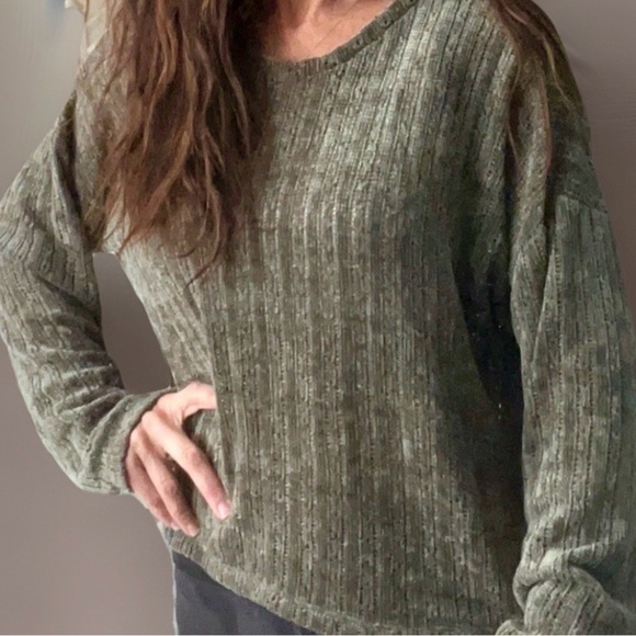 Hollister Sweater size L Olive Green Chunky Knit Long Sleeve Slouchy Slub - Picture 1 of 7